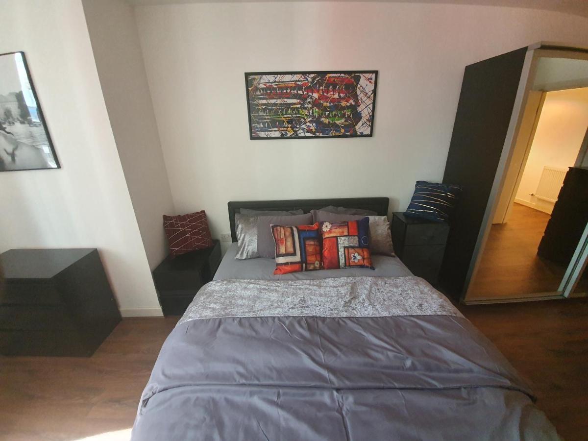 Double Room With Shared Bathroom Londra Exterior foto
